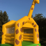 `Hüpfburg Giraffe` 4x4x5m / 75,00€