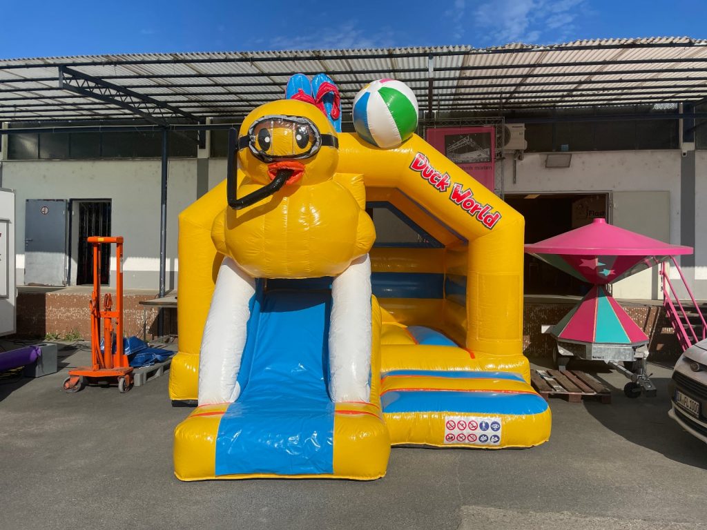 Hüpfburg ‚Badeente‘ 5x6x4m 95,00€
